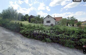 Exluzívny stavebný pozemok obklopený zeleňou - 3