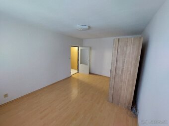 Predaj 1 izbového bytu - 3