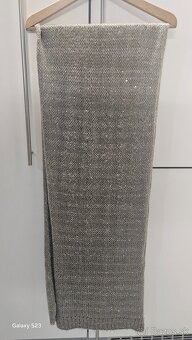 Pletený šál s flitrami - 3