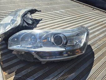 Svetla Citroen C5 - 3