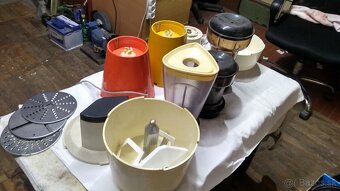 Eta-komunisticky robot-nezmar - 3