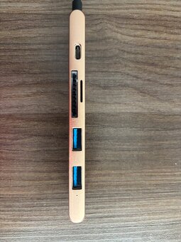 SATECHI-dokovacia stanica - 3