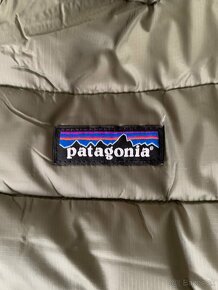 P: Patagonia Down Sweater Hoody Man - 3