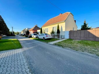 Na predaj - Vybavený, praktický, funkčny 4 izb. dom Brodské - 3