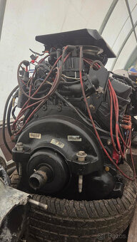 Mercruiser 5,7 L EFI s pohonom - motor - 3