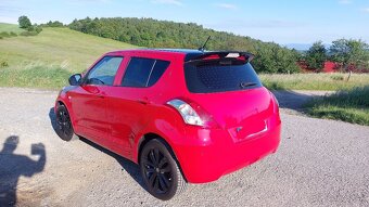 Suzuki Swift - 3