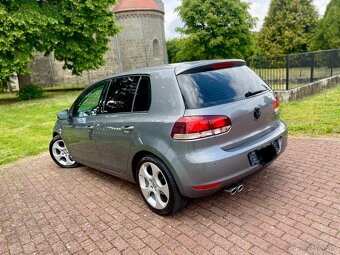 Volkswagen Golf 6 2.0 Tdi CR Highline - 3