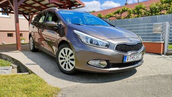 KIA ceed SW; diesel; manual; 2015/132000km - 3