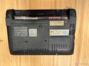 Acer eMachines 350-21G16ik černý RAM - 2GB - 3