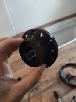 adaptér pre thrustmaster s volantom - 3