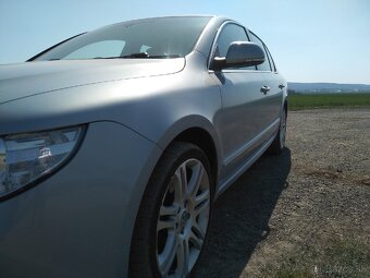 Rozpredám Superb 2 elegance 2.0 TDI 125kw - 3