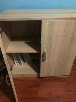 Detská vyvýšená posteľ so stolom a skrinkou. - 3