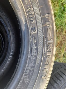 Mam na predaj zimné pneumatiky  235/65r17 - 3
