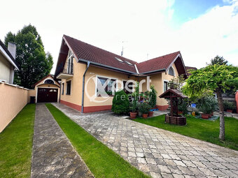 ZNÍŽENÁ CENA. Krásny rodinný dom priamo v centre na predaj - 3