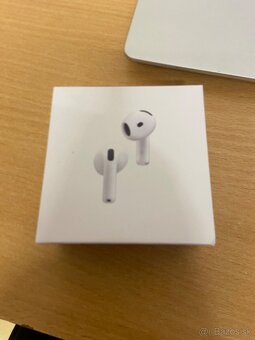 Predám Apple AirPod4 - 3