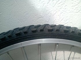 Predám koleso 26' a plášť , 26x1.95 na horský bicykel. Dobr - 3