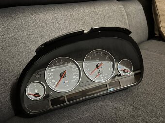 BMW e39 M5 budiky 520 523 528 525 530 540 - 3