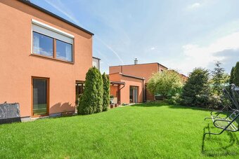 5 IZB RODINNÝ DOM S KRBOM a GARÁŽOU, REZID.LOKALITA PANORÁMA - 3