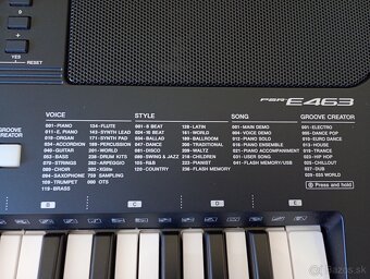 Predám keyboard Yamaha PSR-E463 - 3