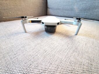 Dron Dji mavic mini - 3