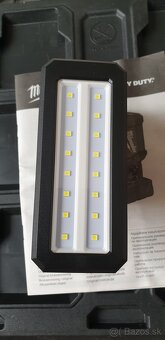 Aku led svetlo Milwaukee M12 PAL - 3
