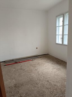 Ponúkam na predaj 4-izbový dom v obci Szalaszend, Maďarsko - 3