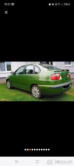 Predám SEAT CORDOBU 1.4benzín 2001 - 3
