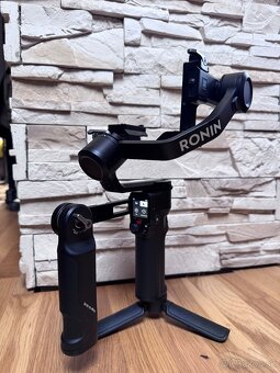 Gimbal DJI RS3 MINI čierny + smallrig - 3