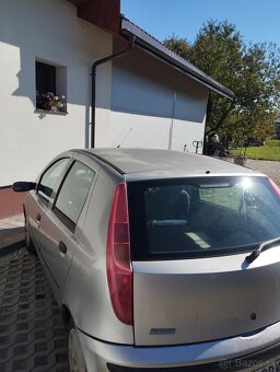 Fiat Punto 1.2 benzín 44kw - 3