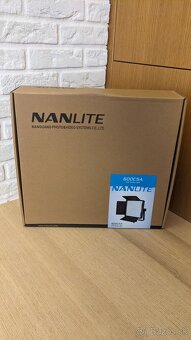 Nové led štúdiové svetlá NANLITE 600CSA - 3