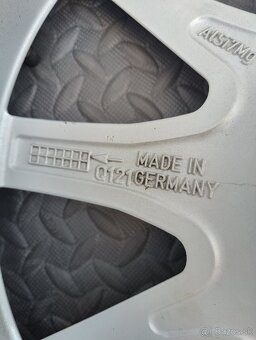 Originálne 18" Audi S3 elektróny - 3