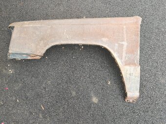 Predné blatníky Mitsubishi L200 1995 - 3