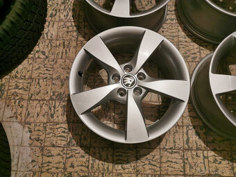 NOVÉ DISKY - Škoda Rapid / Fabia - originál 16" alu - 3