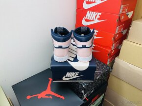 Nike Air Jordan 1 Retro, basketball, tenisky, boty - 3