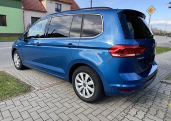 Volkswagen Touran 1.5 TSI DSG 7MÍST benzín automat 110 kw - 3