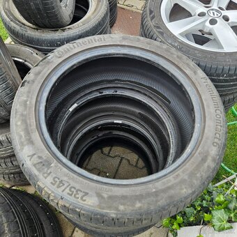 235/45 r17 Continental - 3
