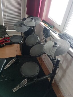 Predam elektronicke bicie Alesis DM6 - 3
