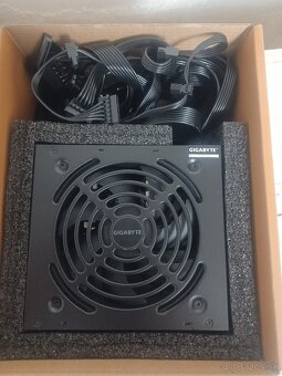 GIGABYTE zdroj 450W 80PLUS Bronze GP-P450B - 3