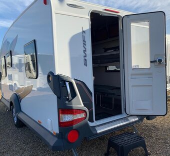 Expediční anglicky karavan  Swift Basecamp 6 r.v 2022 - 3