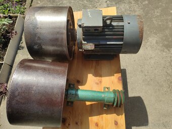 Pásová brúska + odsávacie zariadenie - 3