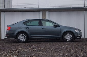 Škoda Octavia 2.0 TDI Style / Virtual / Ťažné / NELAKOVANÉ - 3