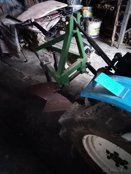 Mitsubischi 1300 - 3