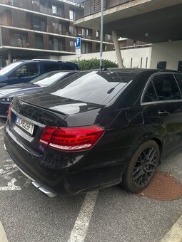 Mercedes benz e550 5.5 V8 - 3