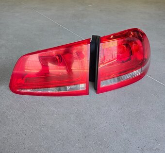 VW Touareg II komplet zadné svetlá originál 2010-2018 - 3