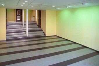 Prenájom obchodných priestorov v centre Trenčína-Mierové n. - 3