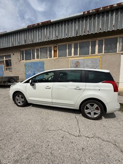 Peugeot 5008 2.0 HDI - 3