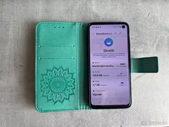 Samsung Galaxy S10e - 3