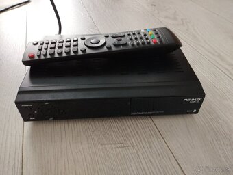 Predám Satelitný prijímač Amiko 8150HD - 3