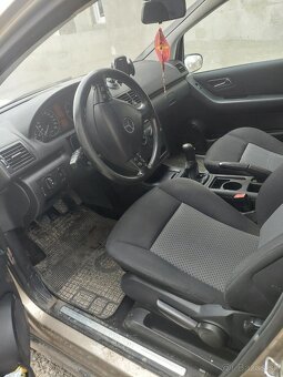 Mercedes benz a180 - 3