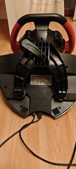 Predam herný volant s pedálmi Ferrari - 3